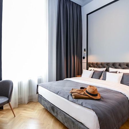 Bentis Luxury Apartments Krakow Luaran gambar