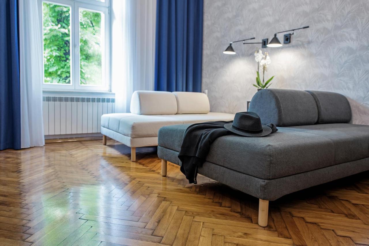 Bentis Luxury Apartments Krakow Luaran gambar