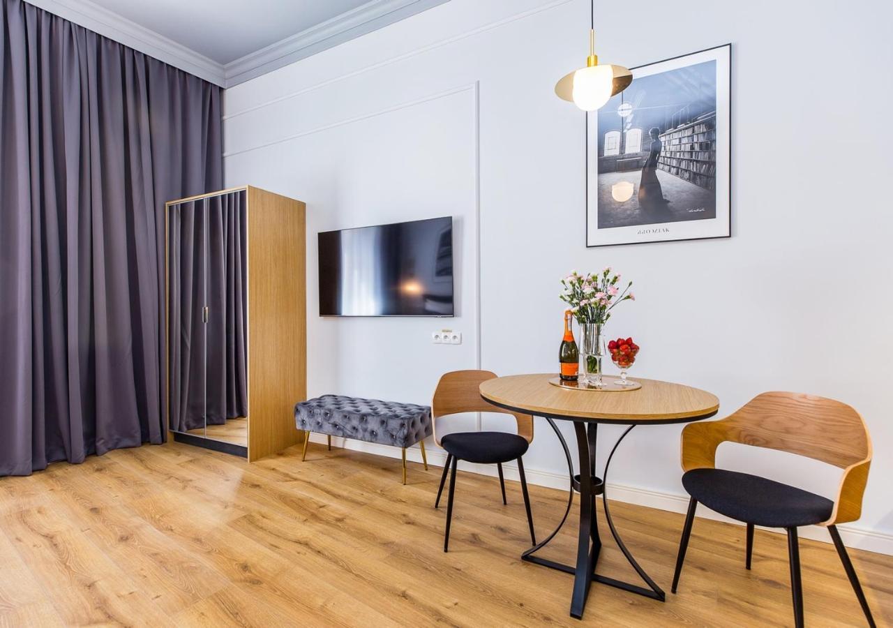 Bentis Luxury Apartments Krakow Luaran gambar