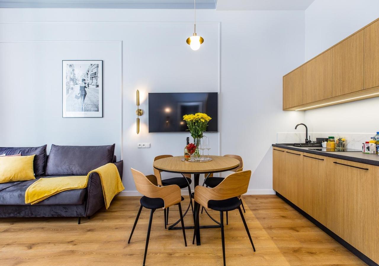 Bentis Luxury Apartments Krakow Luaran gambar