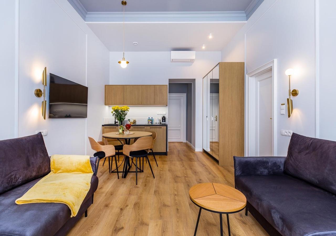 Bentis Luxury Apartments Krakow Luaran gambar