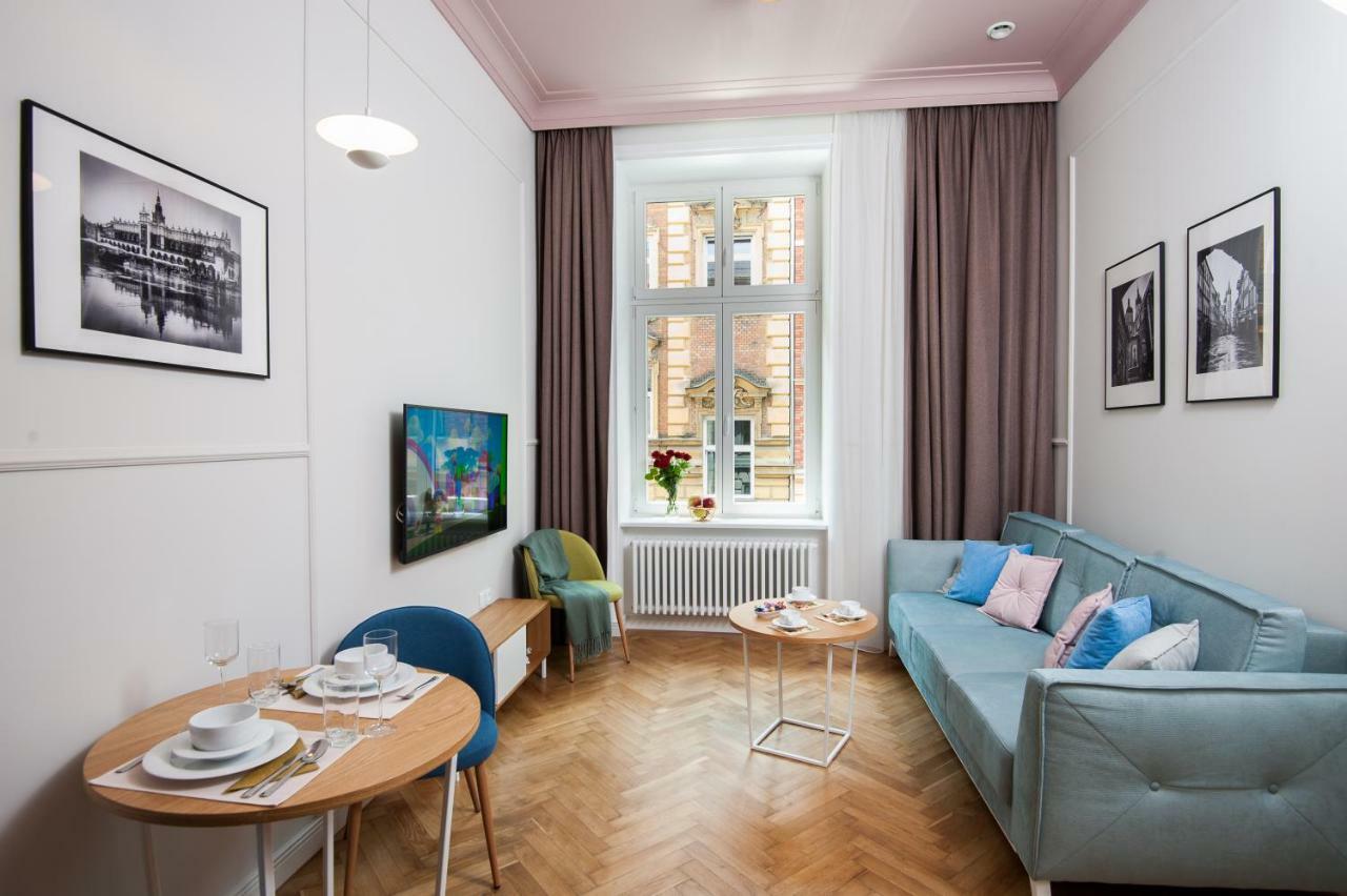 Bentis Luxury Apartments Krakow Luaran gambar