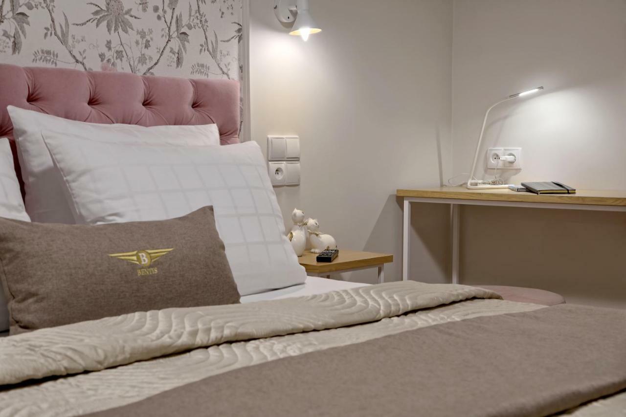 Bentis Luxury Apartments Krakow Luaran gambar