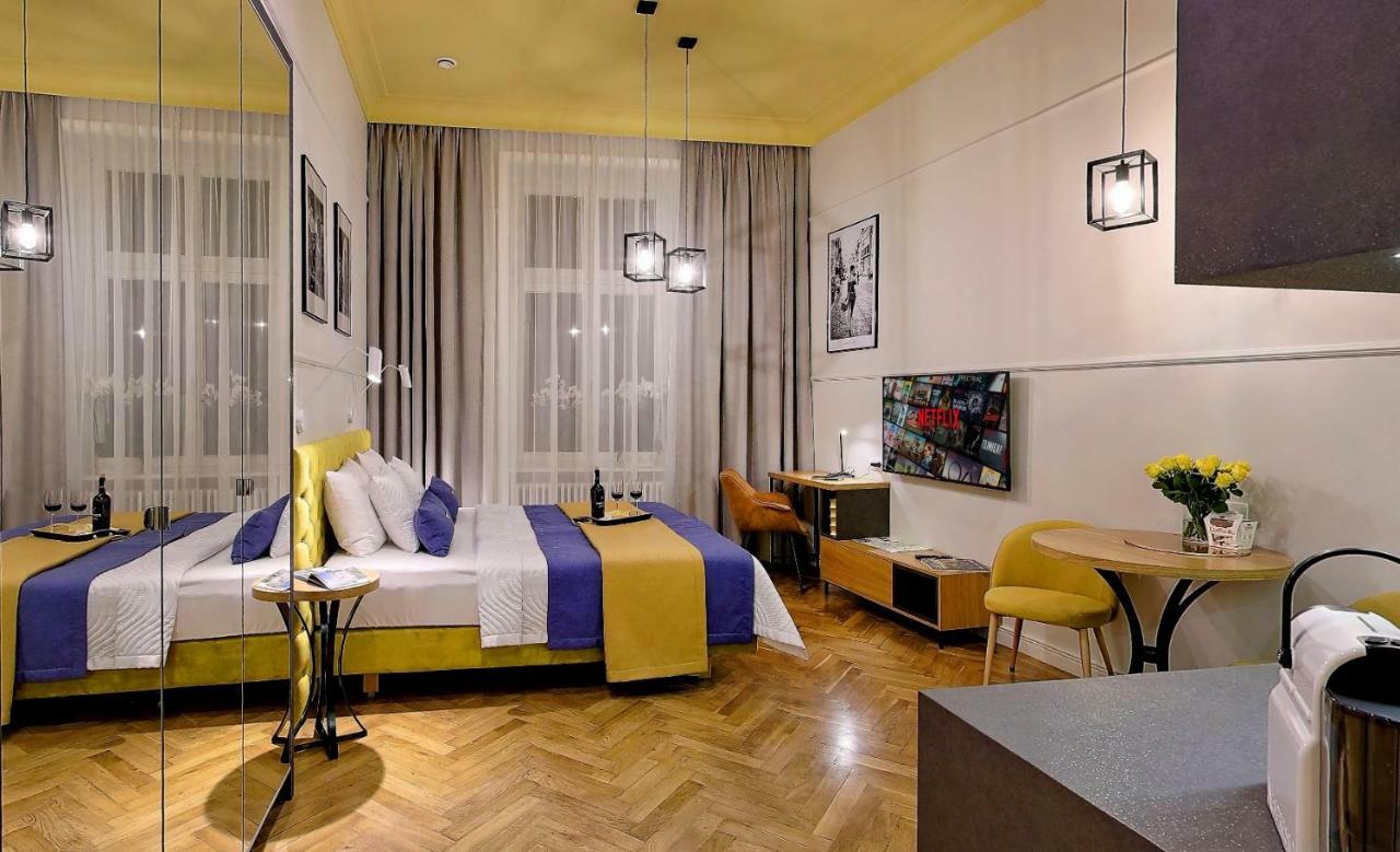 Bentis Luxury Apartments Krakow Luaran gambar