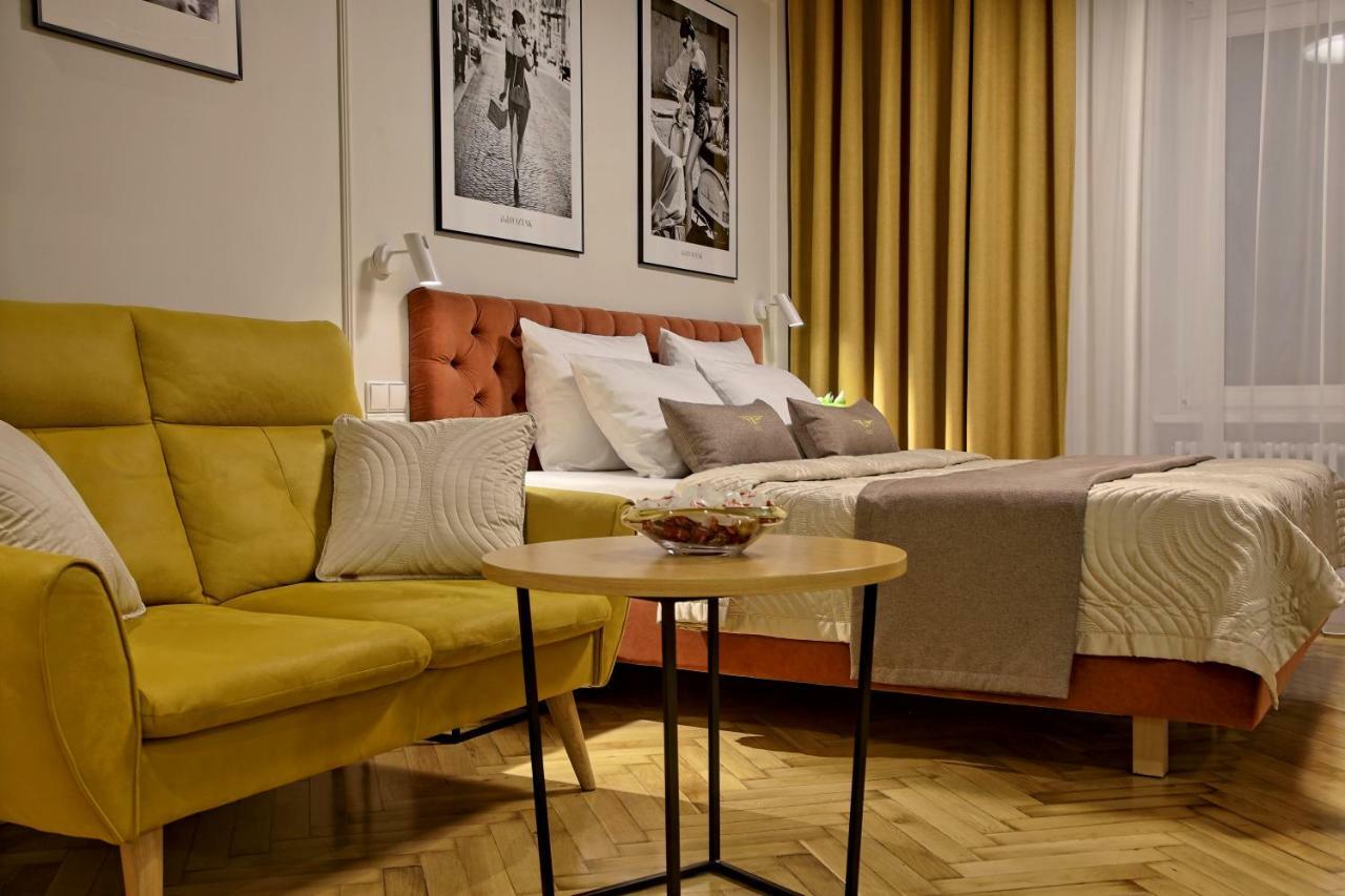Bentis Luxury Apartments Krakow Luaran gambar