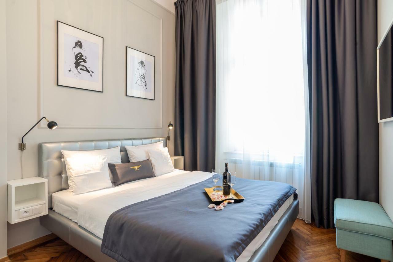 Bentis Luxury Apartments Krakow Luaran gambar