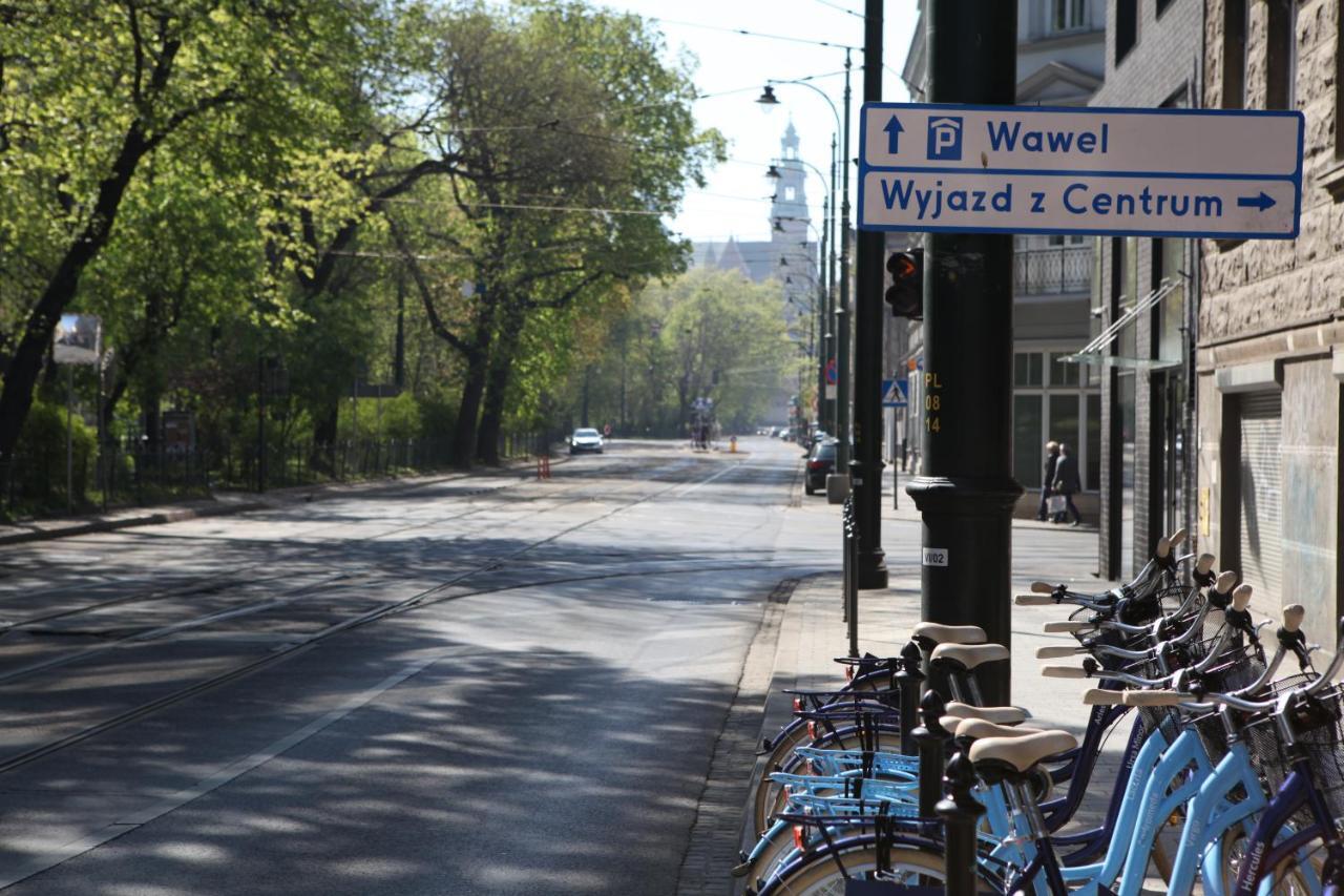 Bentis Luxury Apartments Krakow Luaran gambar