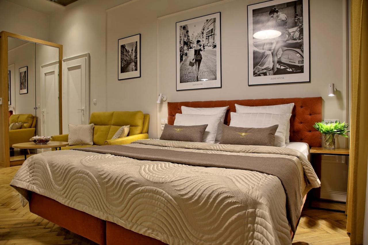 Bentis Luxury Apartments Krakow Luaran gambar